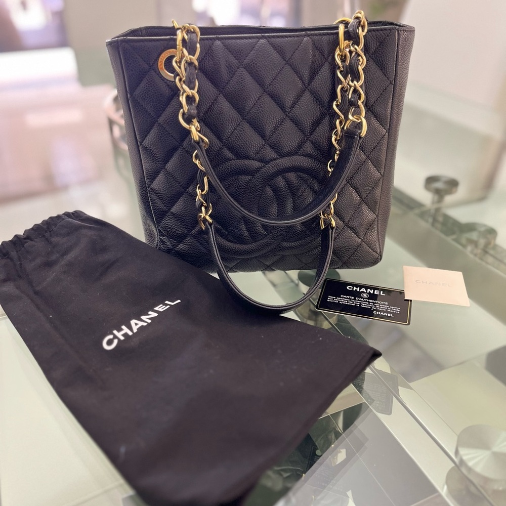 🌸 Black Quilted Caviar Timeless Classic Petit Shopping Tote PST Gold Hardware - Picture 10 of 11